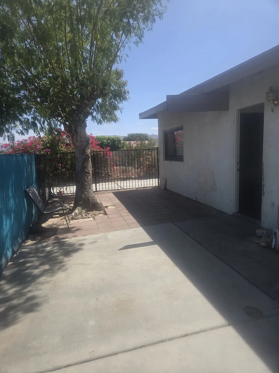 Building Photo - 32275 Cathedral Canyon Dr #1