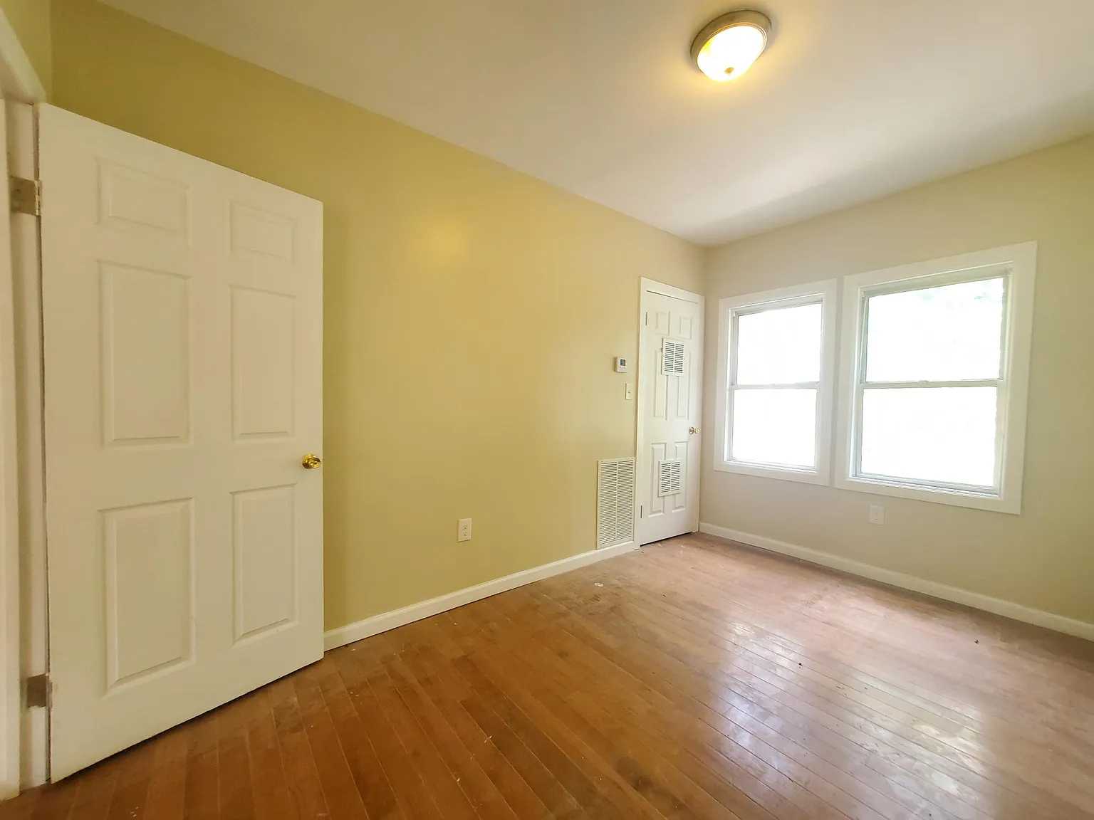 794 S 13th St — Photo 3