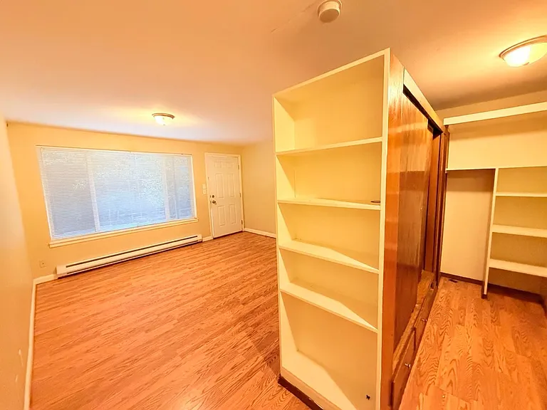 Summit Apartments @ Capitol Hill — Photo 5