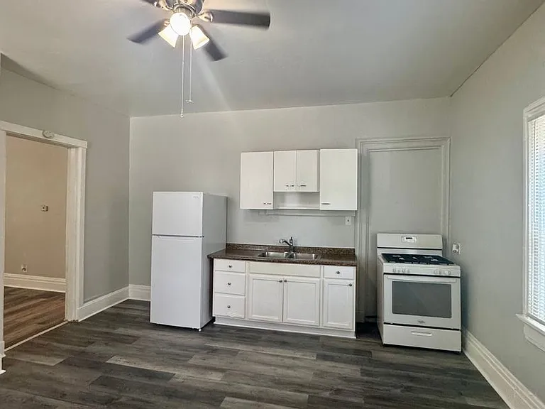 2714 May St — Photo 4