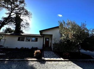 975 Llagas Rd, Morgan Hill, CA 95037