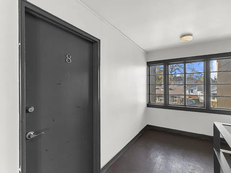 Magnolia Court — Photo 107