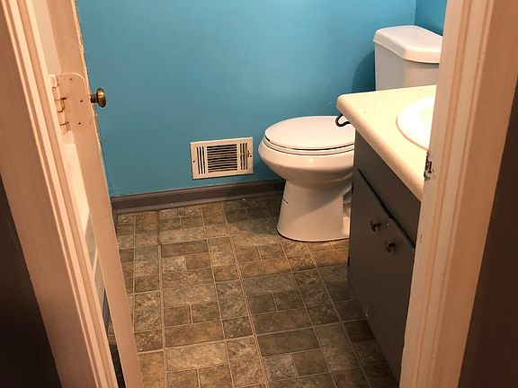 4th image of 525 Haygood Ct