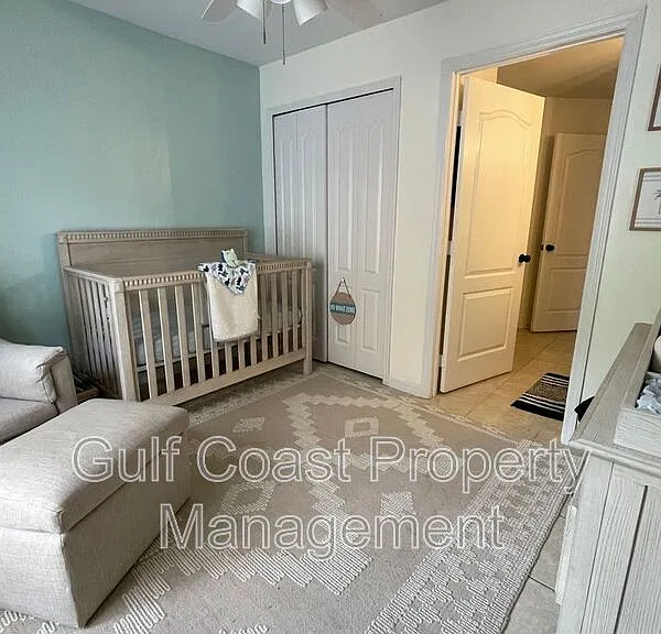 417 Broadmoor St — Photo 26