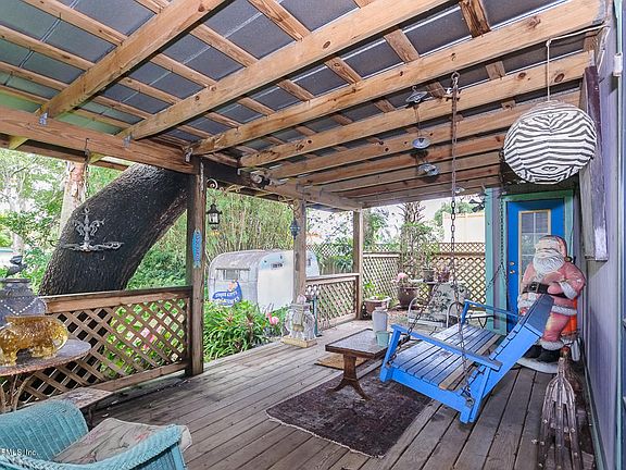 5th image of 1236 N 1st St #402
