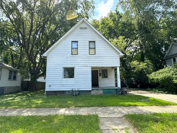 205 W Beardsley Ave, Champaign, IL 61820