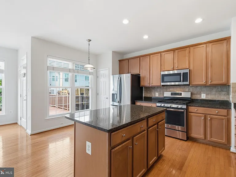 9148 Furey Rd — Photo 11