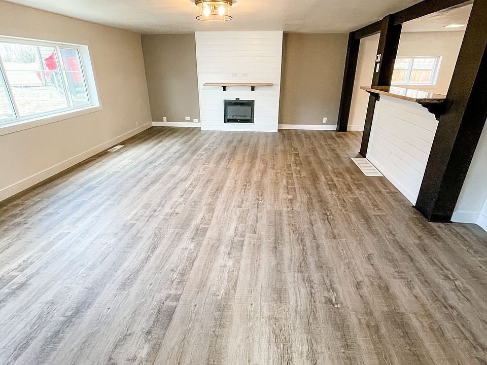 1st image of 1611 Warren Ave