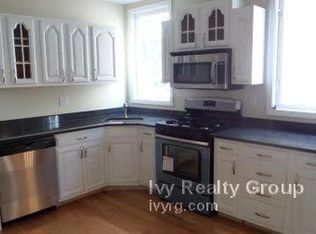 17 Cambria St, Somerville, MA 02143