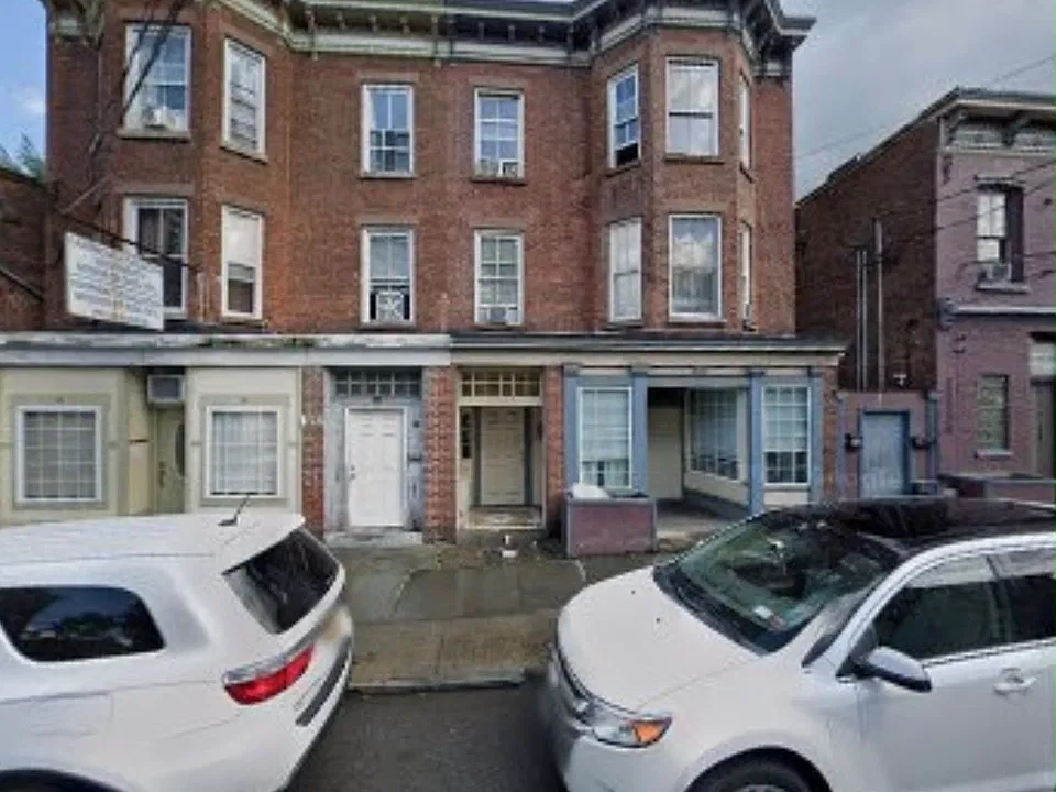 61 William St #BB