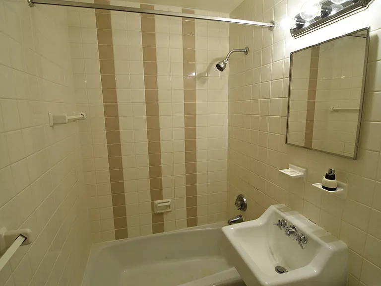 160 N Beacon St #11 — Photo 6