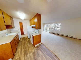 407 N 87th St APT 6, Seattle, WA 98103