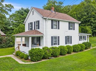 10 Gifford Ln, Yantic, CT 06389