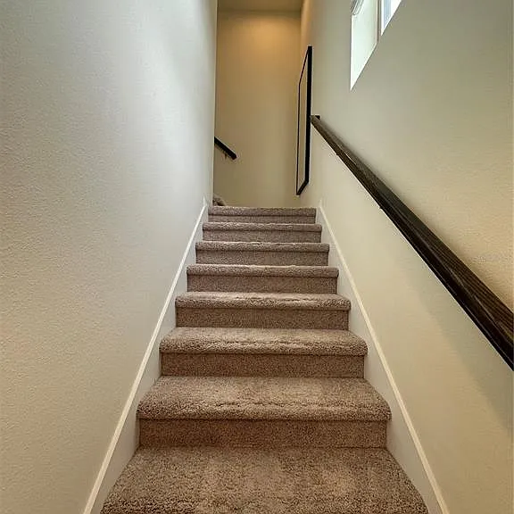 527 Piazza Point — Photo 58