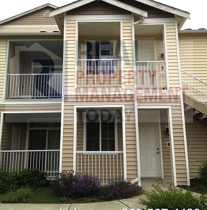 2nd image of 10003 186th St E Unit 224