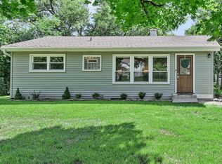 2N643 Virginia Ave, Glen Ellyn, IL 60137