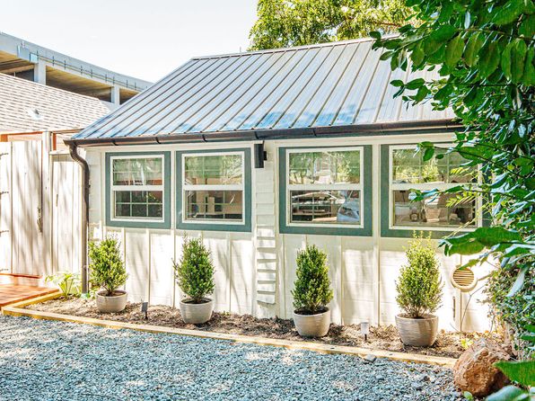 343 15th St NW Unit A