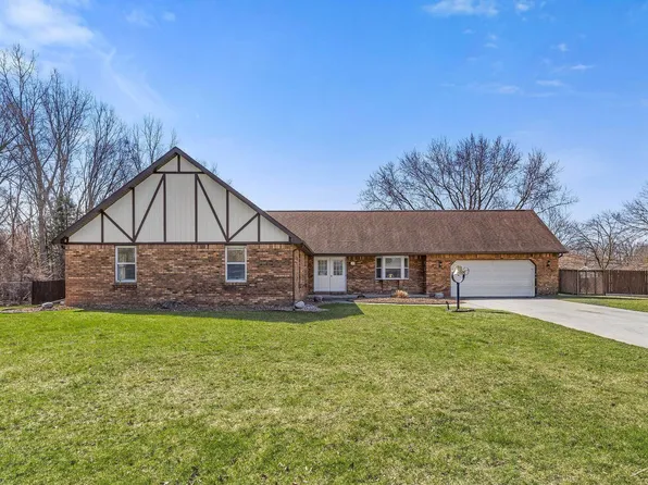 1815 Crescent Dr, Saginaw, MI 48604