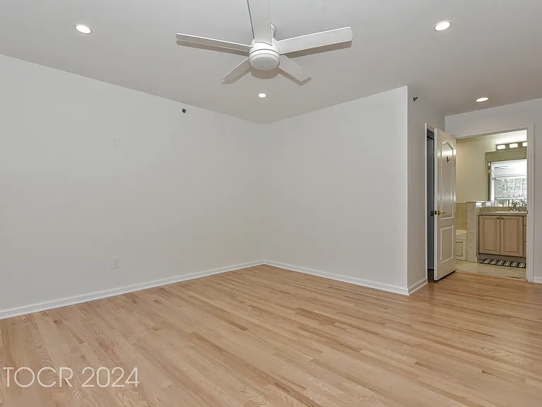 203 Central Park Pl — Photo 10