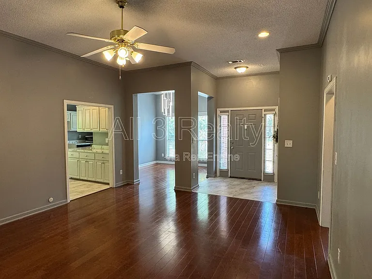 6272 Deerwood Dr — Photo 7