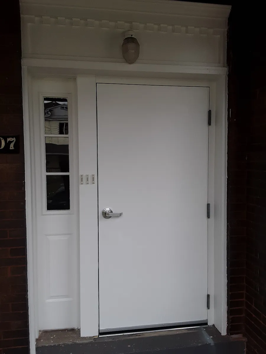 Building Photo - 607 E 14th Ave #2