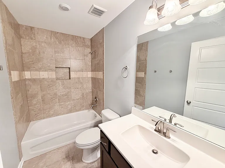 7688 Elpine Gray Dr — Photo 11