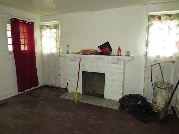 5th image of 4146 Agnes Ave