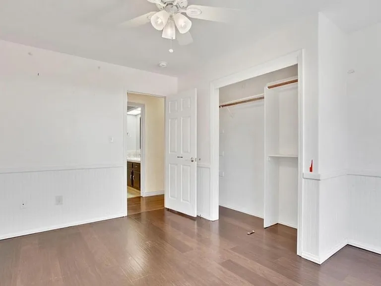 11005 Yorkshire Dr — Photo 5