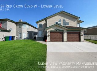 824 Red Crow Blvd W, Lethbridge, AB T1K6W4