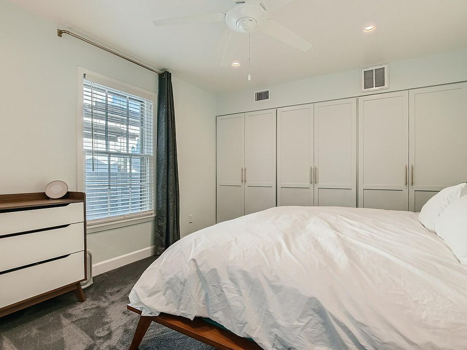 1st image of 1306 Justin Ln Unit 1