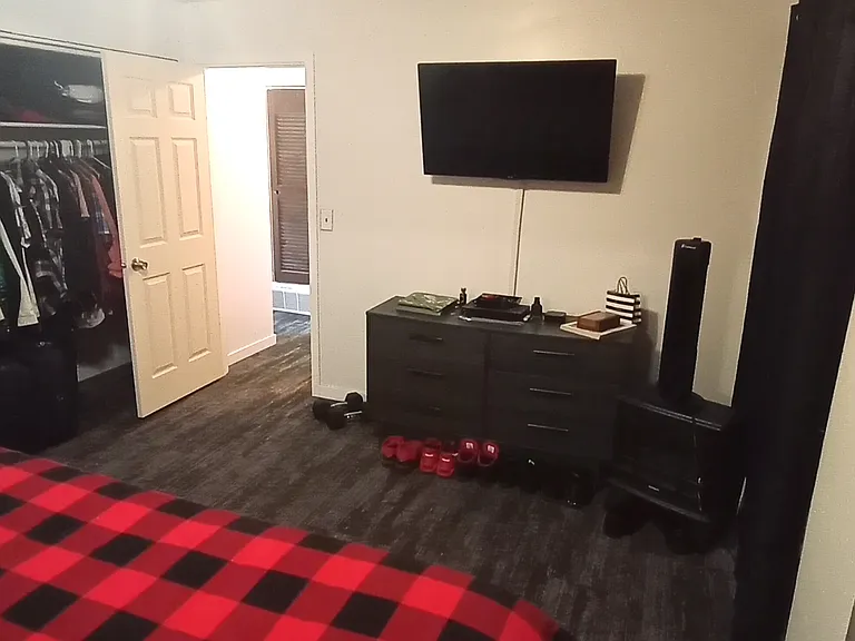 4228 Huntington Ave #3 — Photo 11