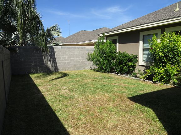 5th image of 10508 Savitee Dr