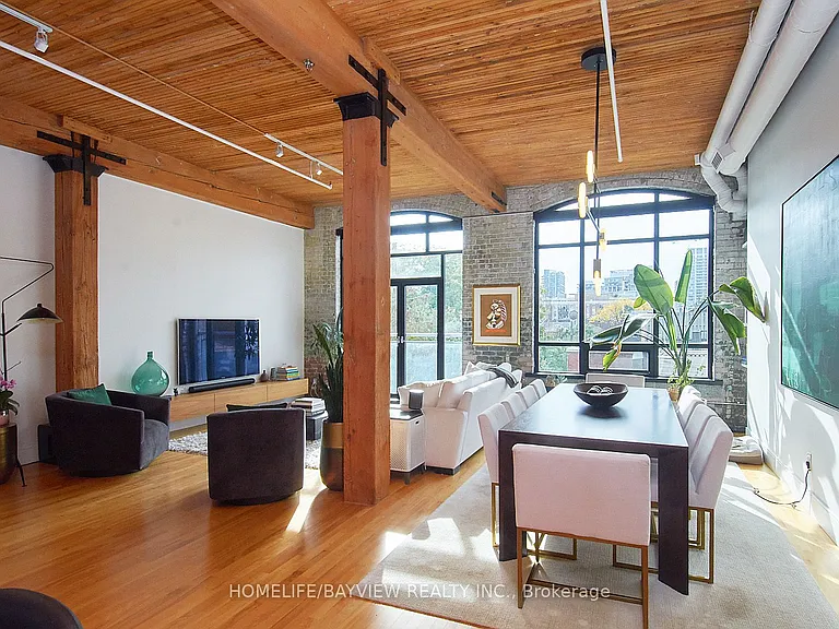 993 Queen St W #203 — Photo 17