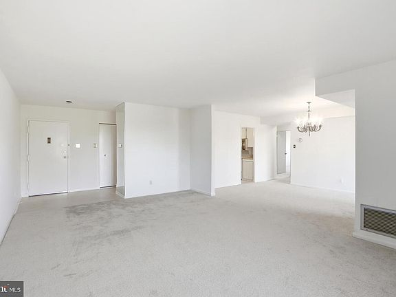 4th image of 6317 Park Heights Ave Unit 404