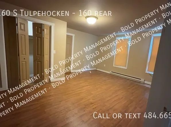 158-160 S Tulpehocken St, Pine Grove, PA 17963