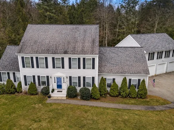 23 Camp Lee Road, Epping, NH 03042
