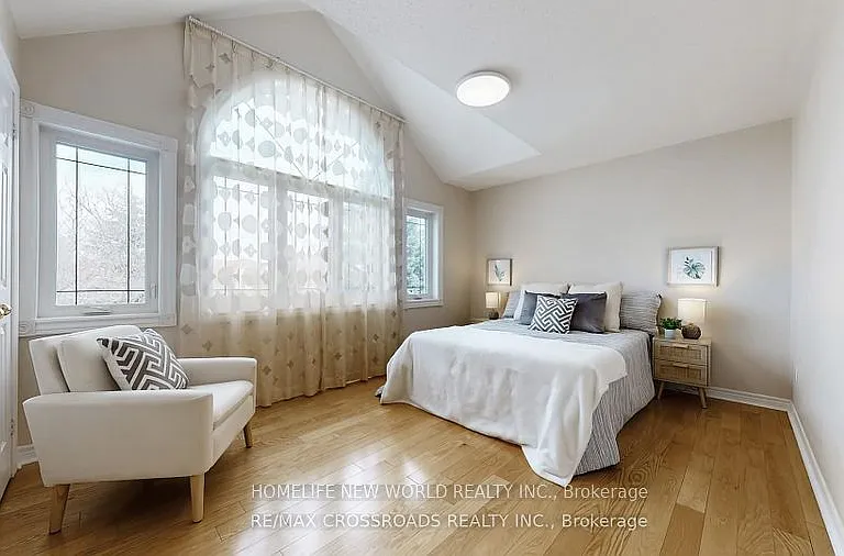 73 Reansbury Cres — Photo 31