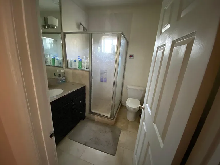 637 Nectarine St — Photo 8