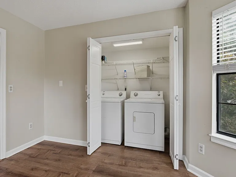 515 Chesterfield Ave — Photo 10