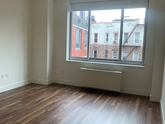5th image of 22 E 1st St APT 617