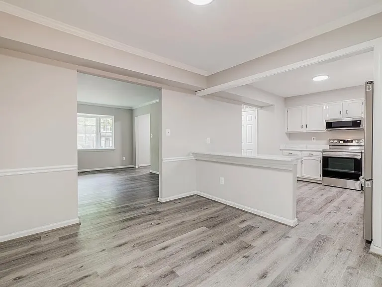 10885 Oak Green Ct — Photo 18