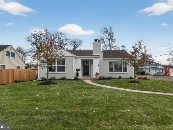 135 Mount Vernon Ave, Laurel Springs, NJ 08021