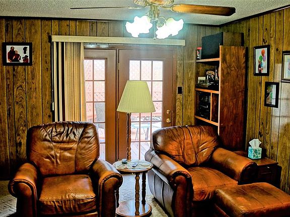 5th image of 1802 Lakeview Dr
