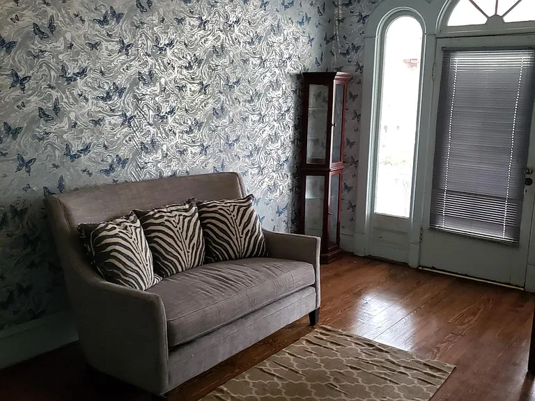1522 Spencer Ave — Photo 13