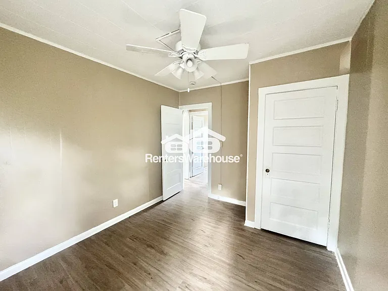 1685 Northwest Dr — Photo 6