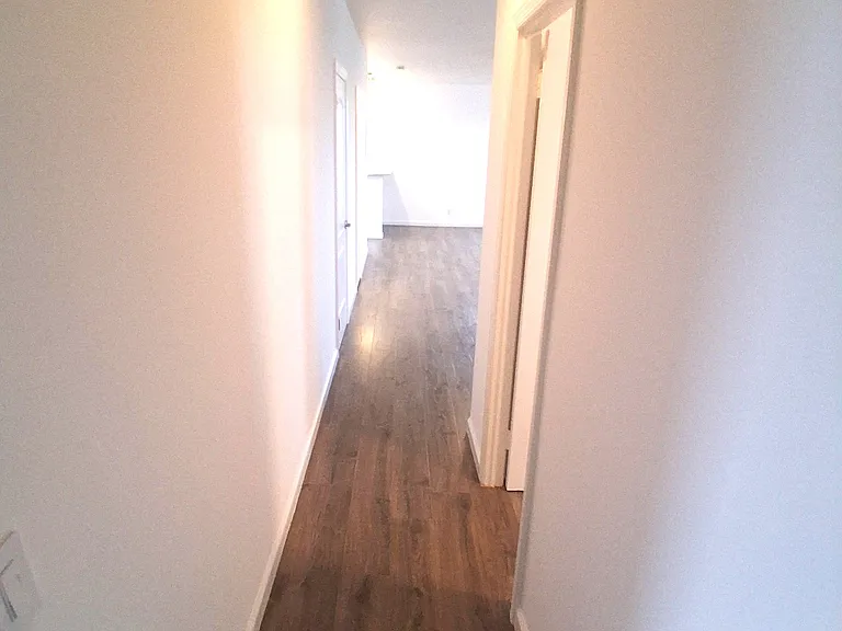 531 16th St #5 — Photo 6