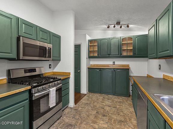 5th image of 48380 Daisy Ave