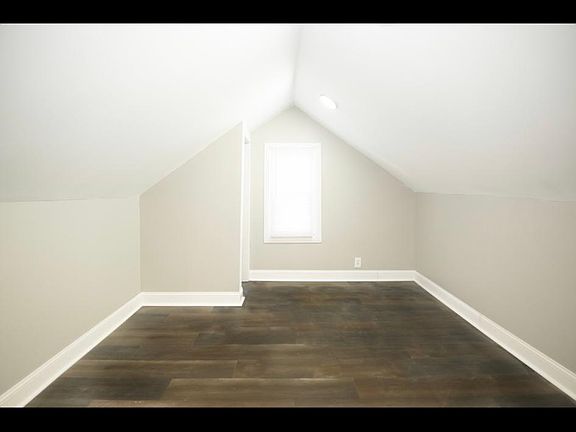 5th image of 2140 Sugar Grove Ave