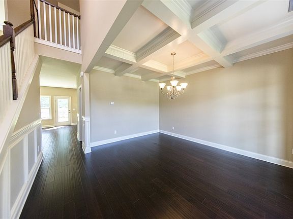 5th image of 8209 Hinkle Cir NW