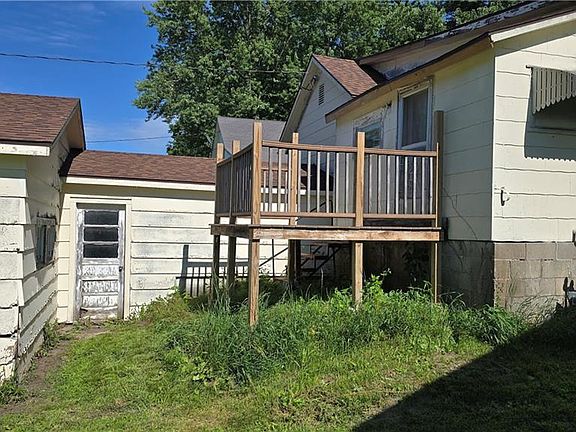4th image of 419 E 5th St